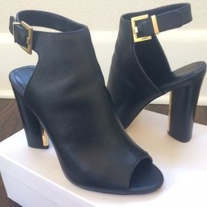 CALVIN KLEIN Black Ankle Booties
